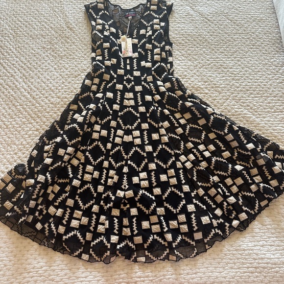 Johnny Was Dresses & Skirts - Johnny Was Black and Cream Midi Dress
